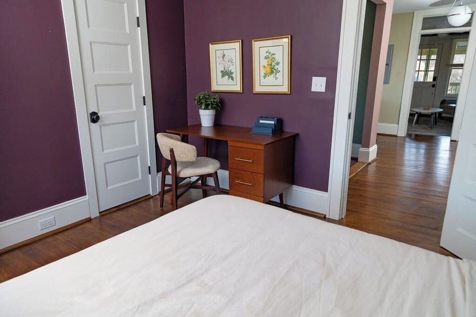 Desk for remote working