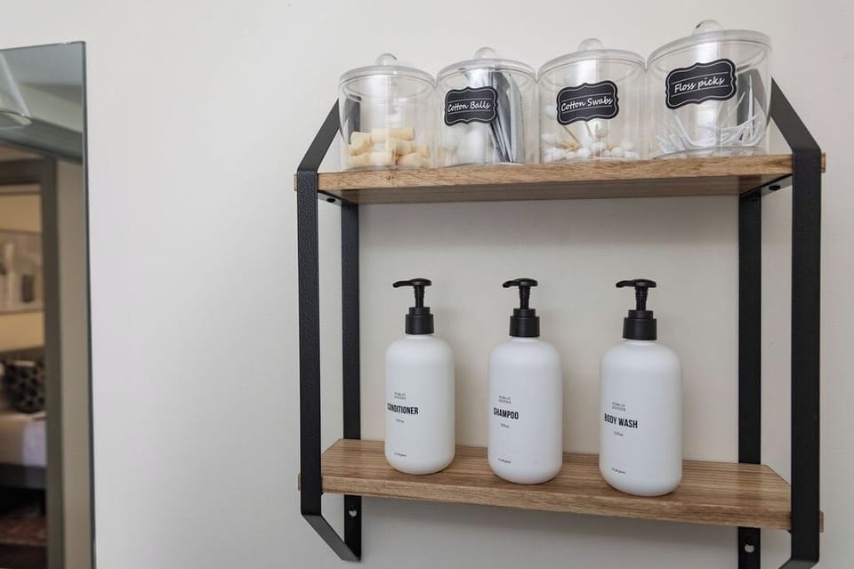 Bathroom amenities