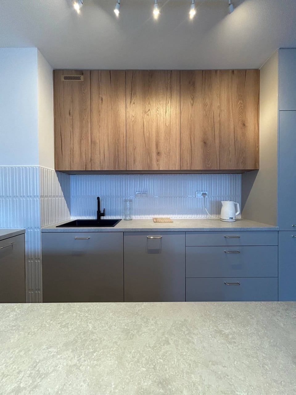 Family Apartment, Balcony, Courtyard View | Private kitchen | Coffee/tea maker, electric kettle, cleaning supplies, paper towels