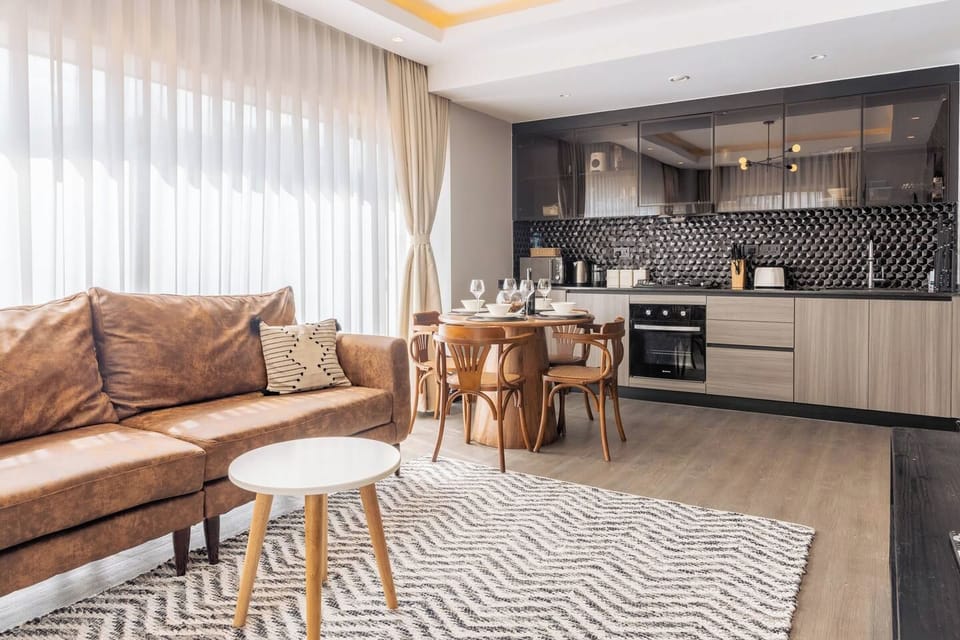 - Stay energized with this  fitness center featuring cardio & strength equipment
- Floor to ceiling windows bring natural light & inspiring city views to every workout
- Whether you’re lifting, running or stretching, your wellness routine starts here