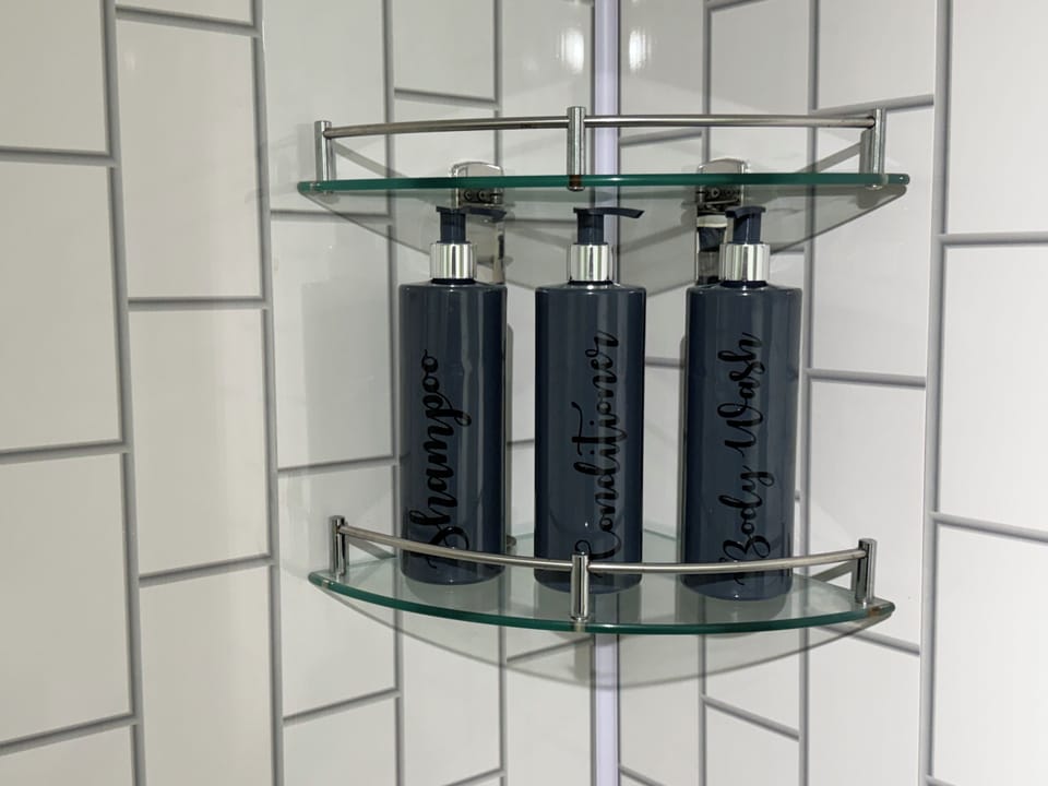 Bathroom amenities