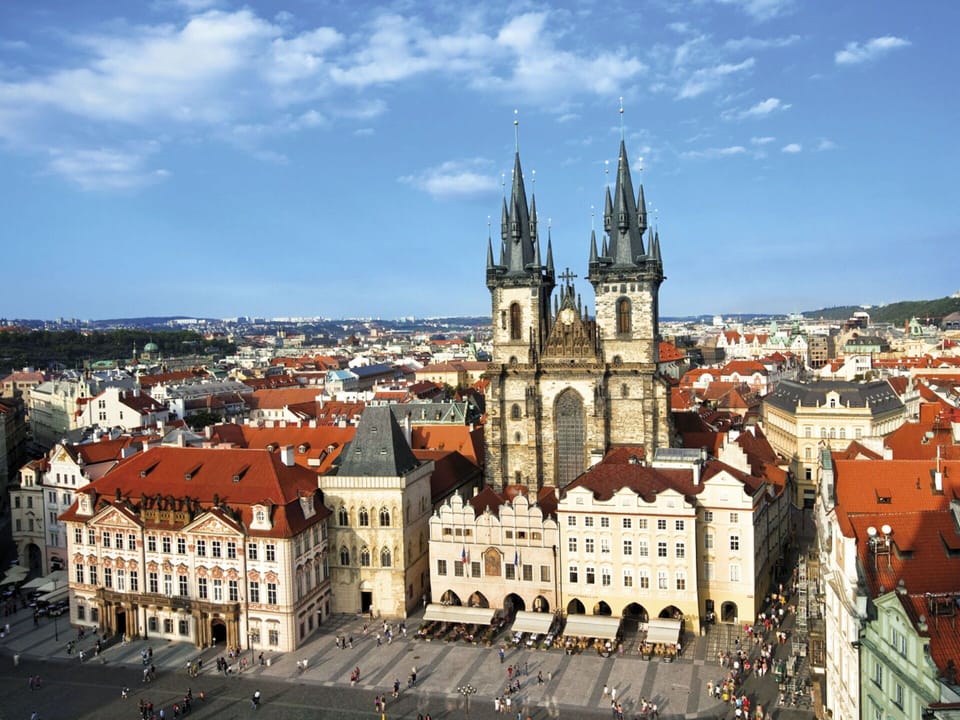 Building, City, Urban Area, Facade, Town, Steeple, Landmark, Spire, Architecture, Medieval Architecture