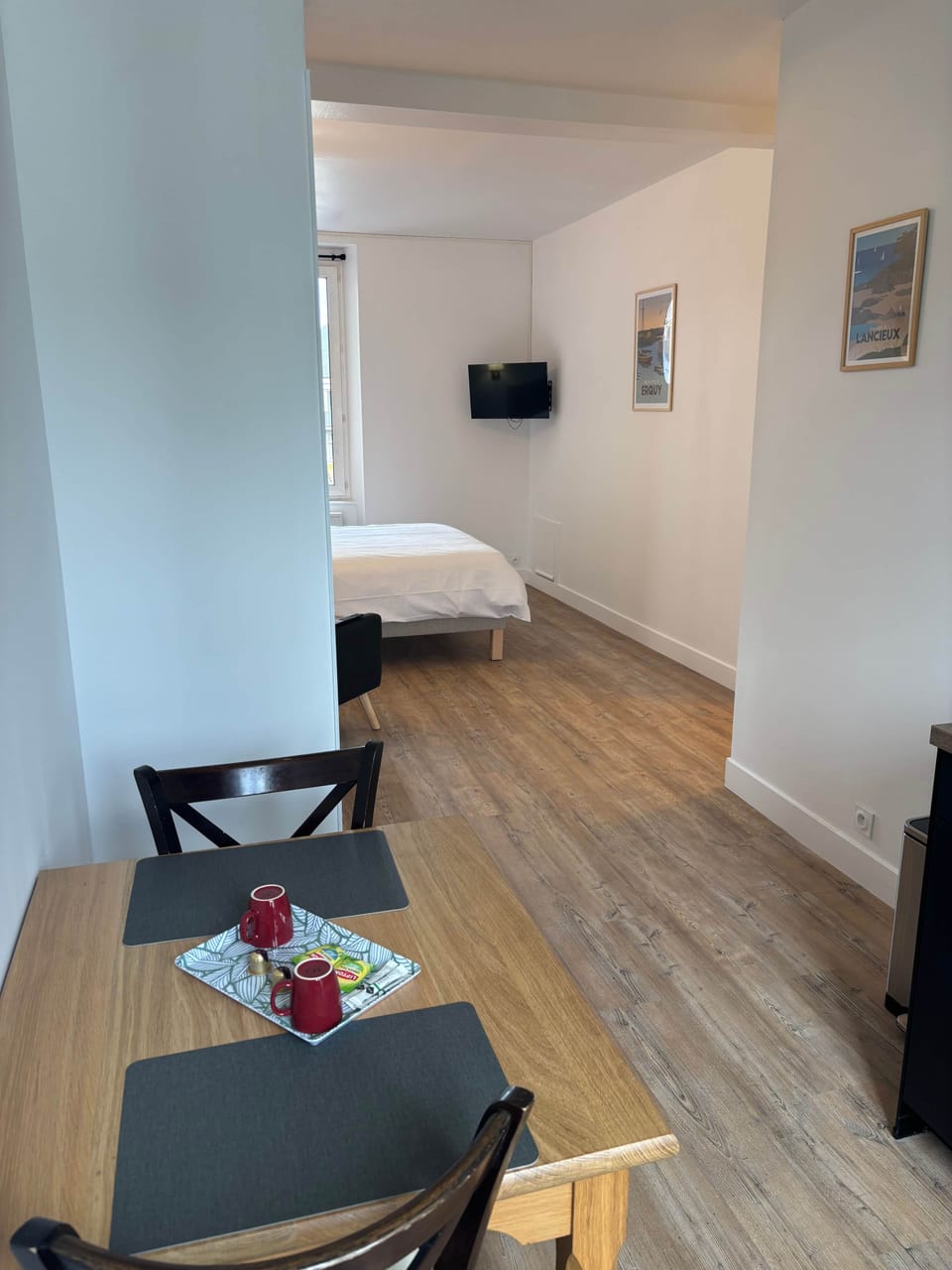 TYYANN 3: A 30-square-meter studio equipped with a kitchenette and a bathroom Apartment in Brittany