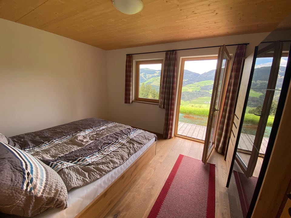 Holiday Home 'Landhaus Kreidl' with Mountain View, Shared Terrace and Wi-Fi House in Tyrol