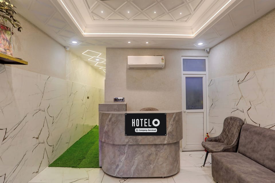 Super Hotel O Maharshi Valmiki Airport Hotel in Uttar Pradesh
