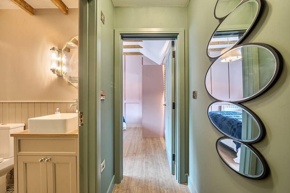 The Dales Cottage, Hamptworth: View into the shower room