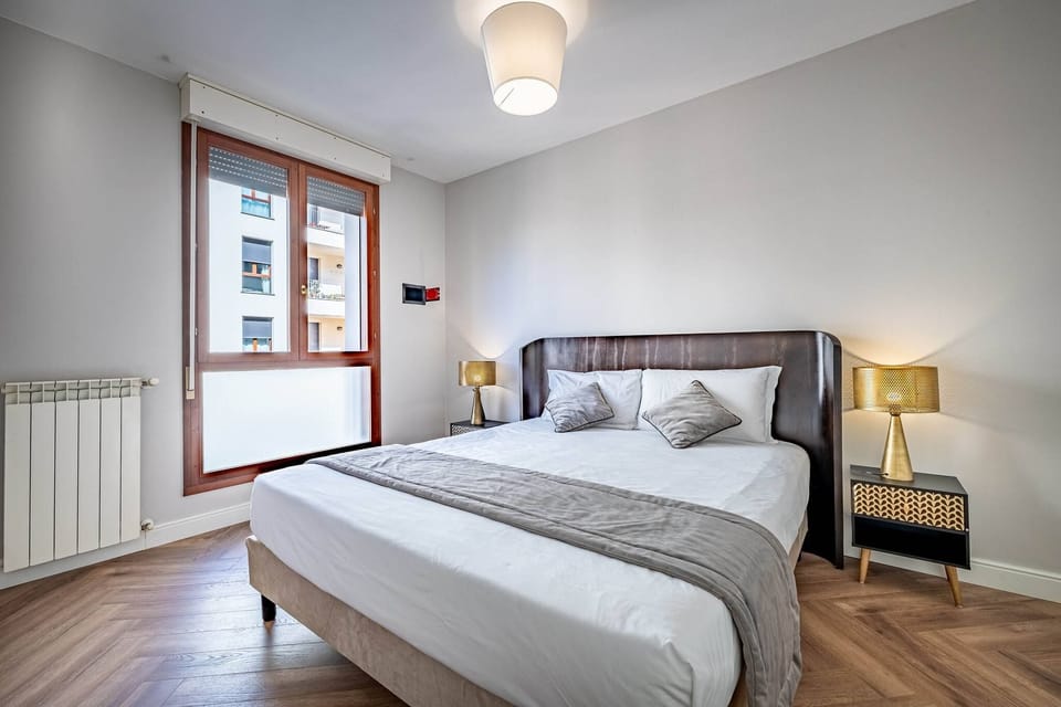 Apartment, 1 Bedroom, Kitchen | 1 bedroom, down comforters