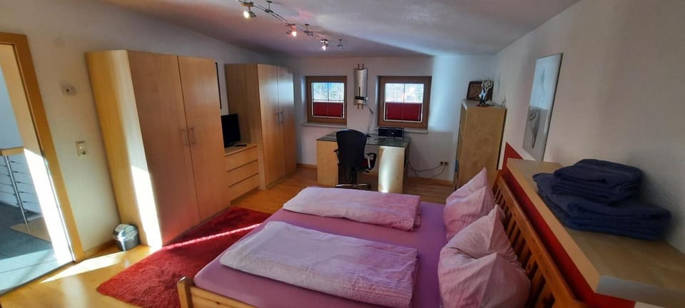 Apartment 'Rackhof' with Mountain View, Private Terrace and Wi-Fi Apartment in Tyrol
