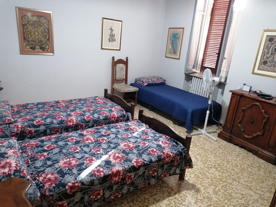 Villetta S. Zaccaria: Holiday Home with Shared Garden and Wi-Fi House in Lombardy