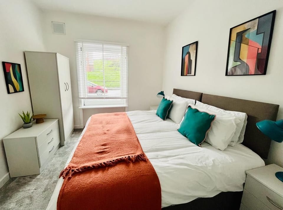 Spacious super king bedroom