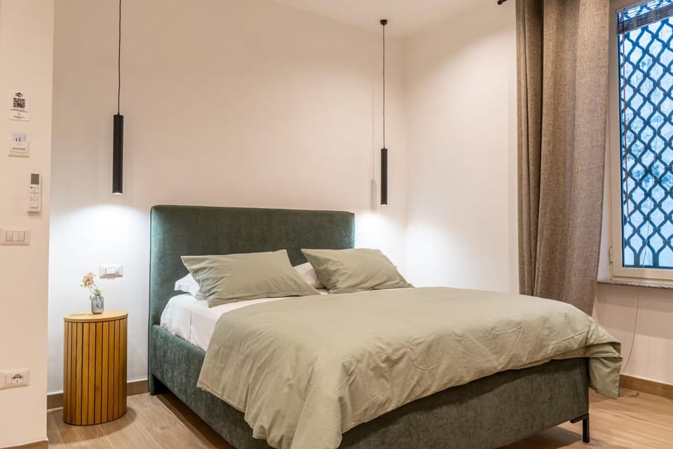 Room 'Armonica Rooms - Camera Charis' with Wi-Fi and Air Conditioning Apartment in Castellammare di Stabia