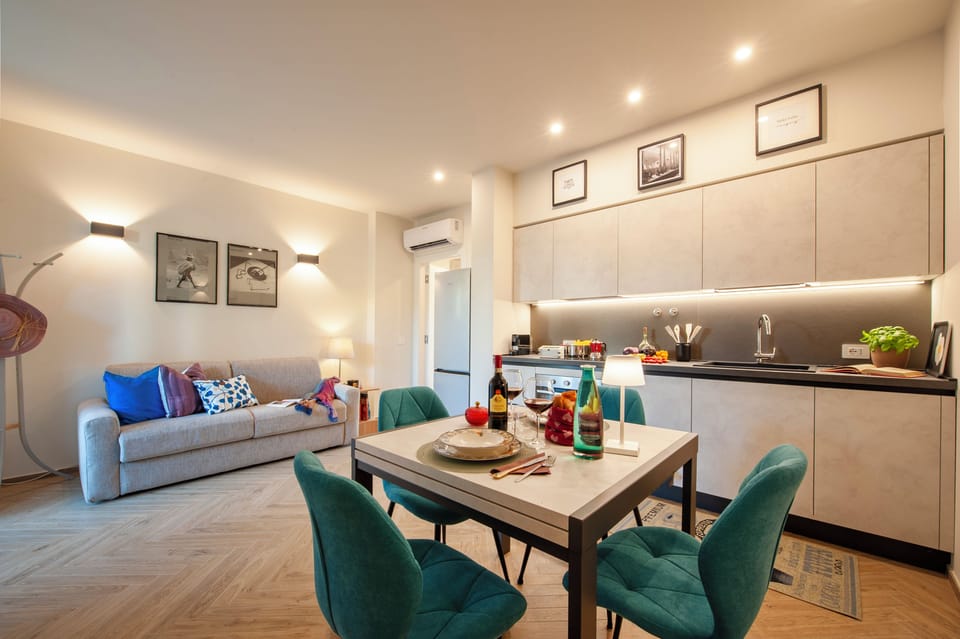 Apartment (1 Bedroom) | Private kitchen | Espresso maker, microwave, oven, stovetop