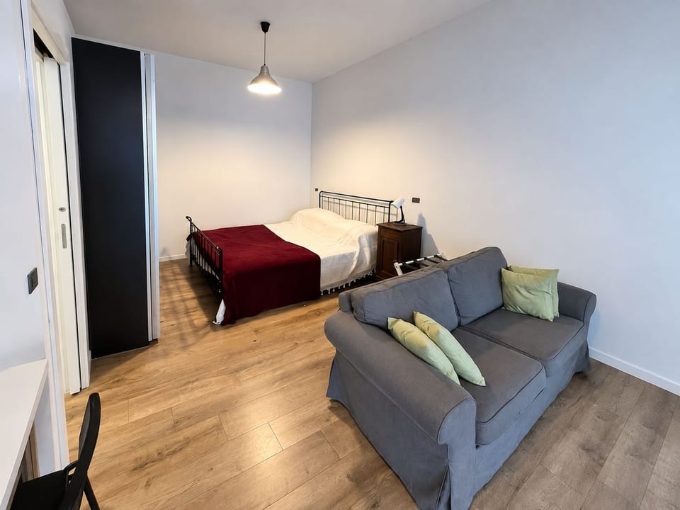 DELIGHTFUL INDEPENDENT LOFT IN ALPI ARENA WITH FREE PRIVATE PARKING Apartment in Turin