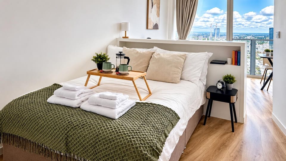 Skyline Rotunda City Apartment I Bullring Apartment in Birmingham