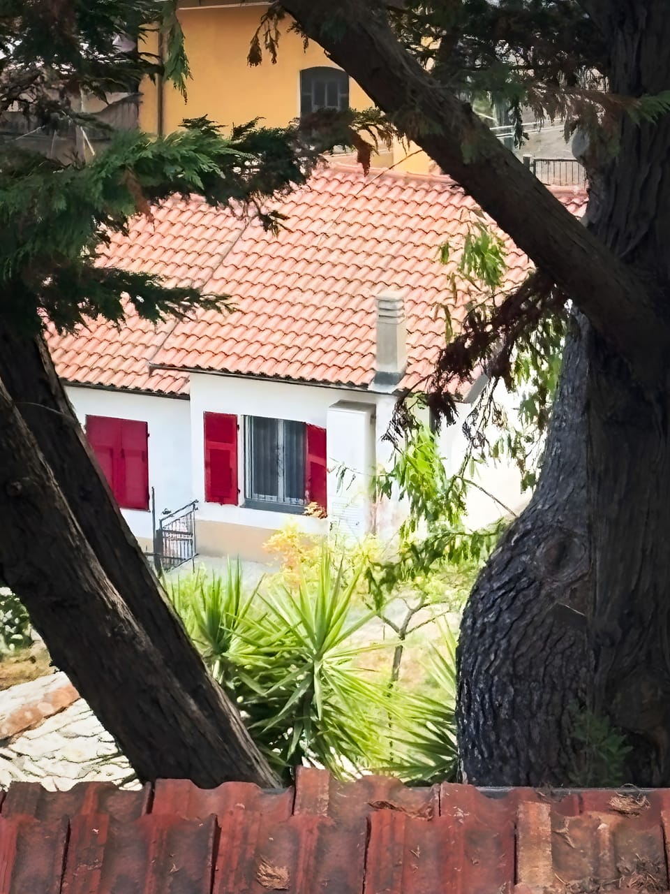 Apartment 'La Tana Dell'orso' with Mountain View, Private Terrace and Wi-Fi Apartment in Liguria