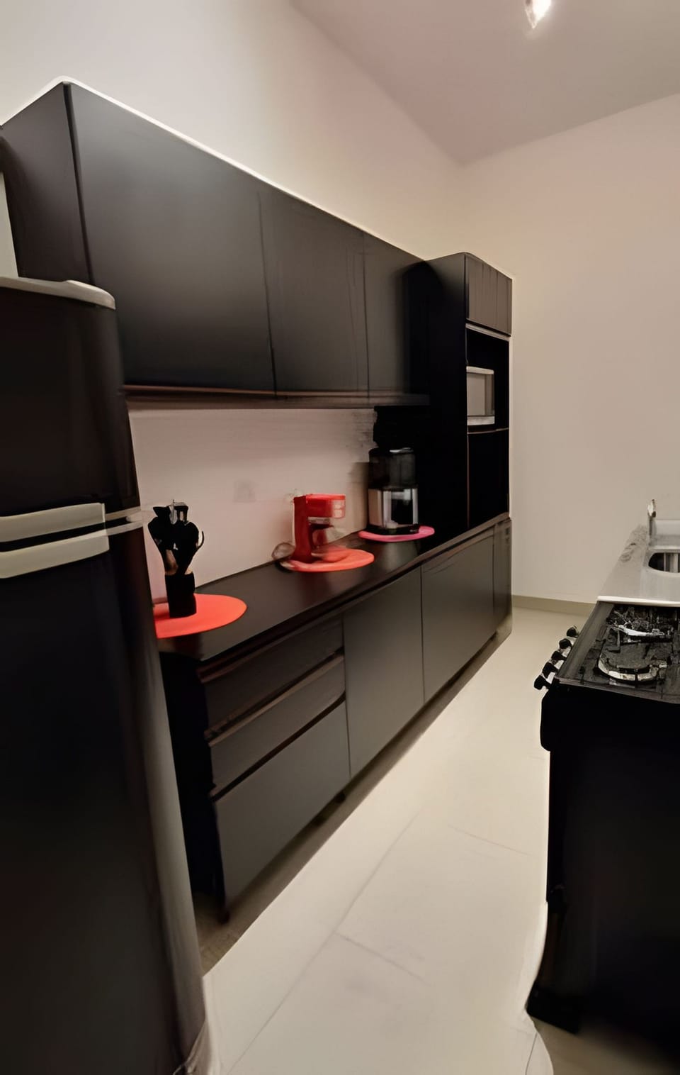 Classic Studio | Private kitchen | Full-size fridge, microwave, oven, stovetop