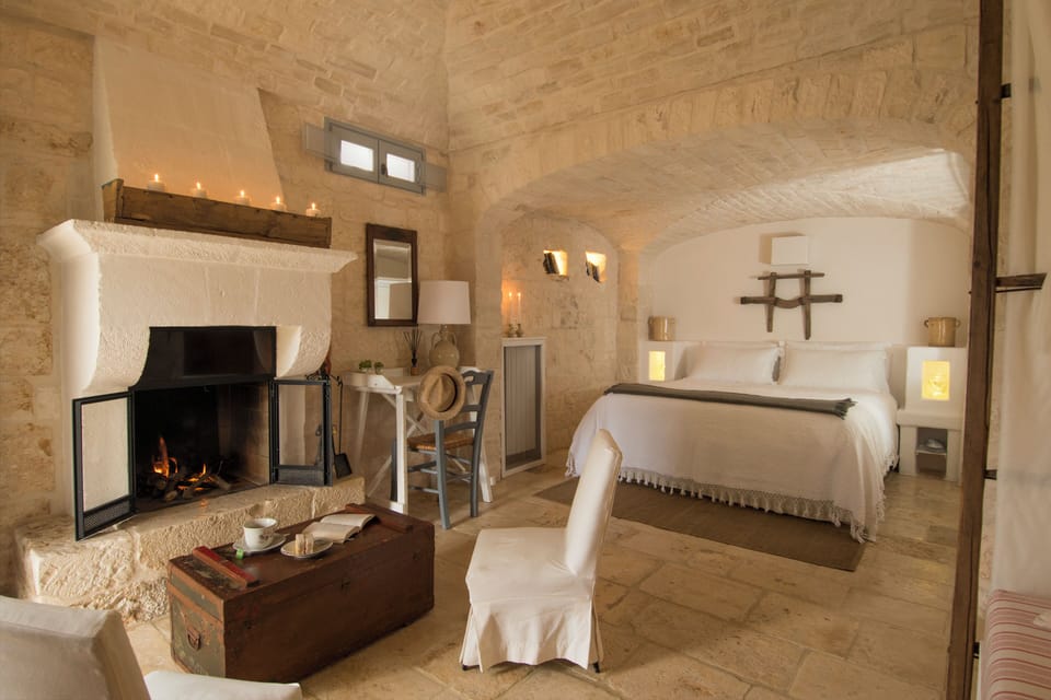 Minibar, blackout drapes, free WiFi, bed sheets