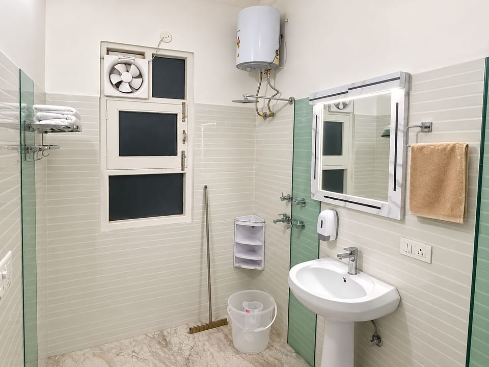 Rebon Guest House Bed and Breakfast in Punjab, India