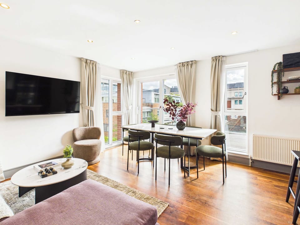 Bright Westminster Duplex Apartment with Balcony Apartment in City of Westminster