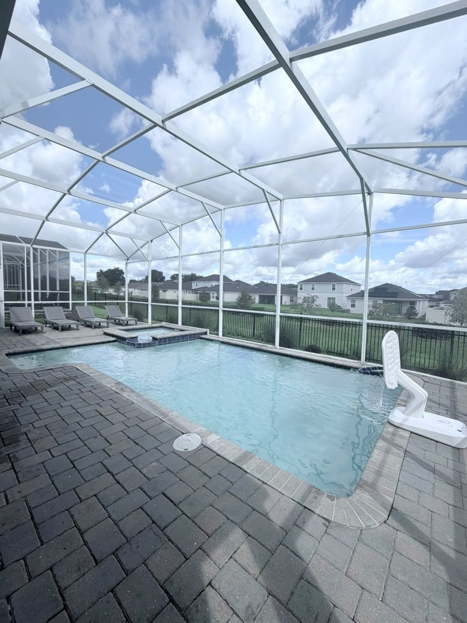 Epic 9 Bedroom Villa- Pool, Game Room & Themed Fun House in Osceola County