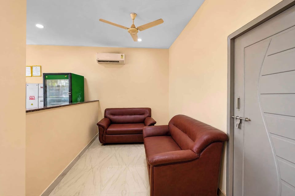 Palette Mahbubabad Railway Station Hotel in Telangana