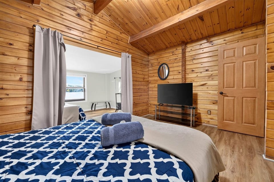 Kick back with your favorite show after a day on the lake, enjoying a quiet space built for total rest and privacy.