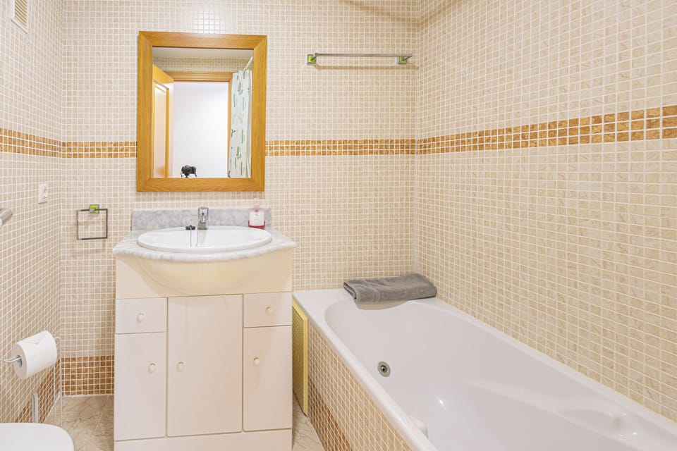 Manilva Playa With Sea View for 5 Apartment in Costa del Sol