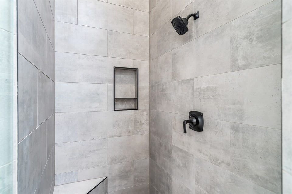 Master shower
