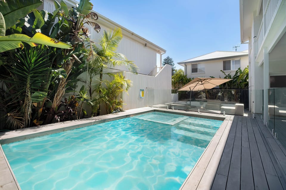 Pool 2
