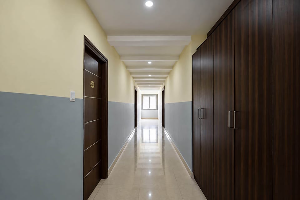Townhouse Airport Road Bangalore Hotel in Bengaluru