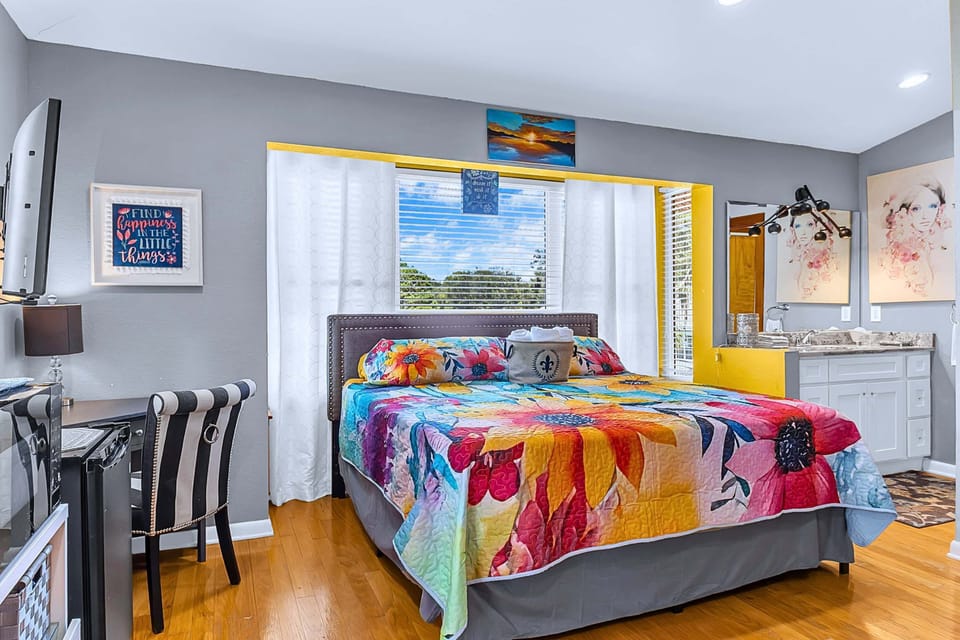 Lakeside Retreat With Lake View Pool Terrace Apartment in Ocoee