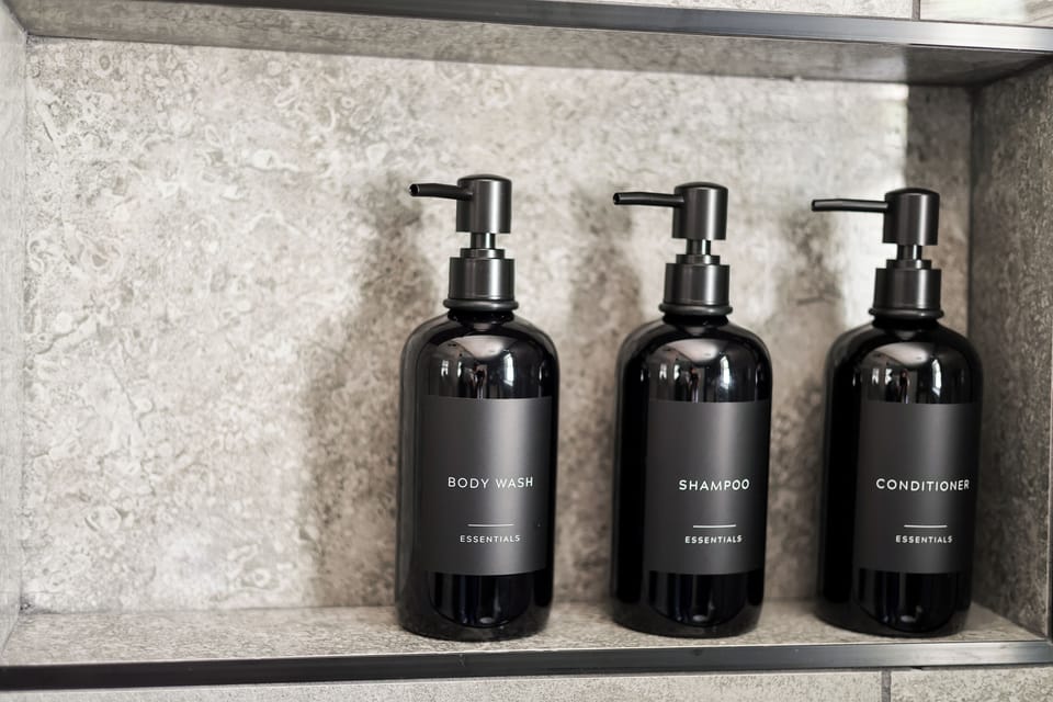 Bathroom amenities