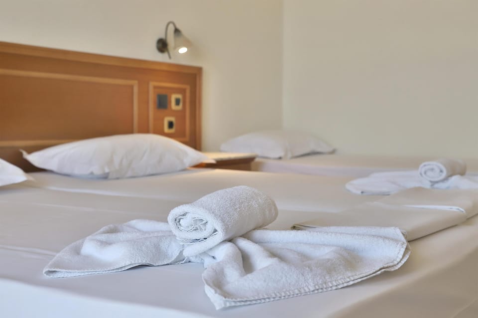 Premium bedding, in-room safe, soundproofing, iron/ironing board