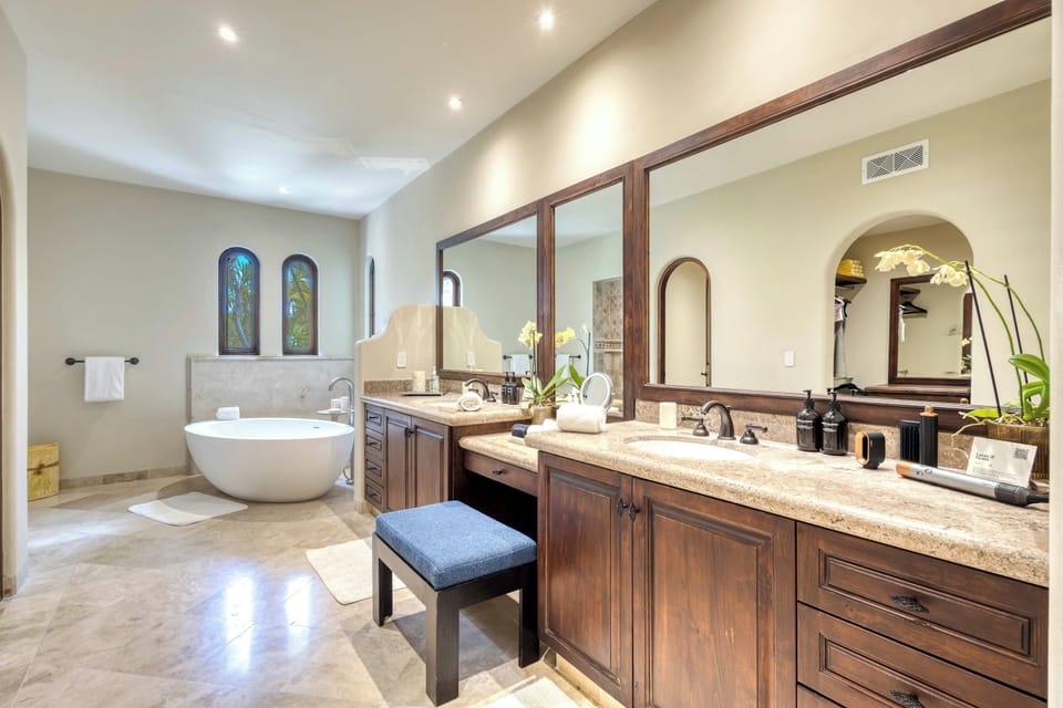 Primary Bathroom | Casa Marlina in Cabo San Lucas, Mexico, by Luxus Vacation Properties