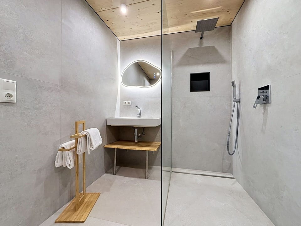 Flooring, Floor, Ceiling, Plumbing Fixture, Light Fixture, Tile, Plumbing, Marble, Sink
