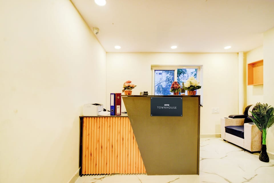 Townhouse De Alphabet Hotel Gandima Hotel in Hyderabad