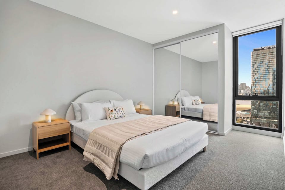 City-view 2-bed Apartment Near South Melbourne Apartment in Southbank