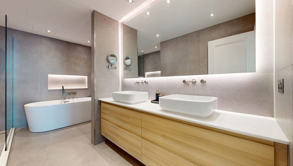 Master Bedroom Bathroom - Al Nabat, Shoreline 8, Palm Jumeirah