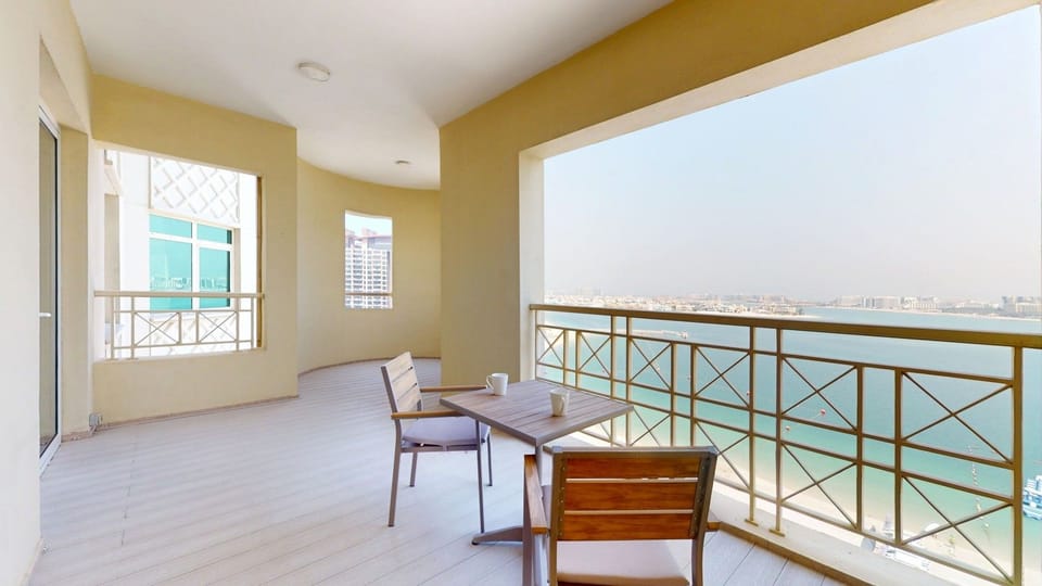 Living Room Balcony - Al Nabat, Shoreline 8, Palm Jumeirah