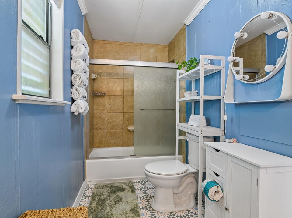 Bathroom - Shower/Tub Combo