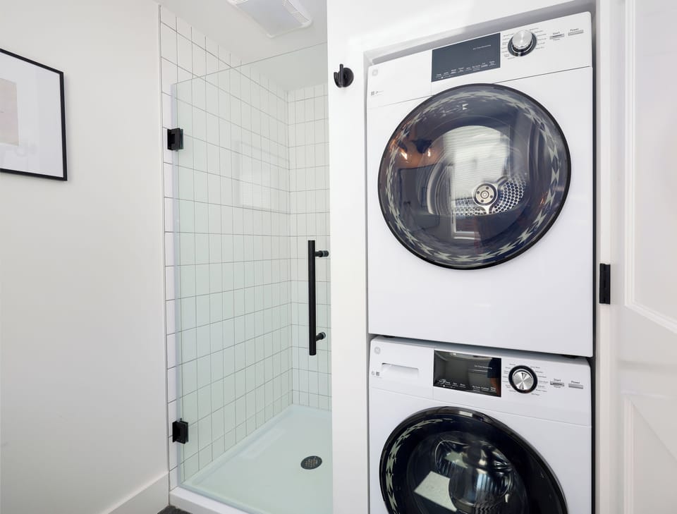 In unit washer and dryer