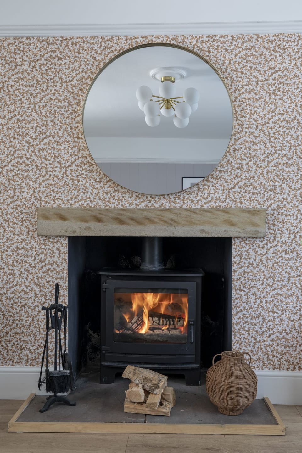 Orca Cottage - the ambient wood burner