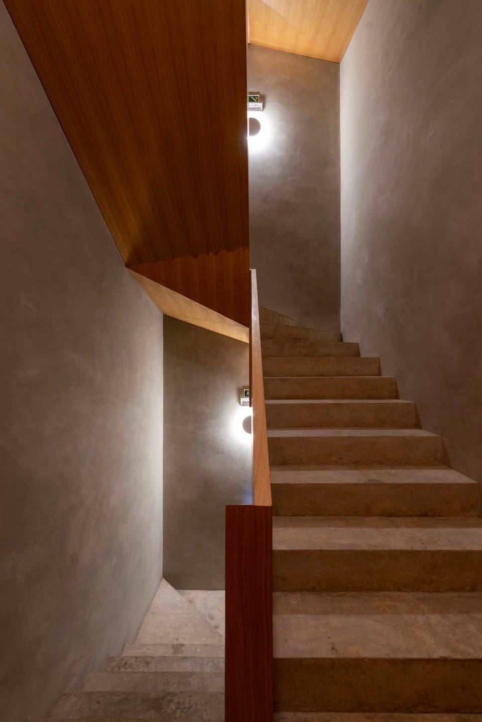 Building staircase