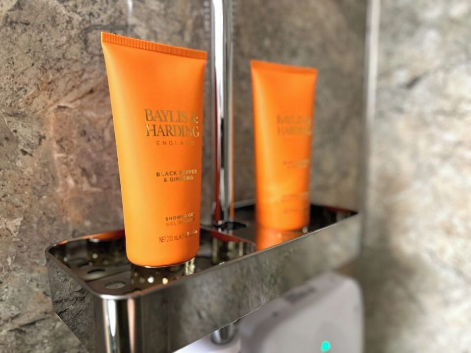 Bathroom amenities