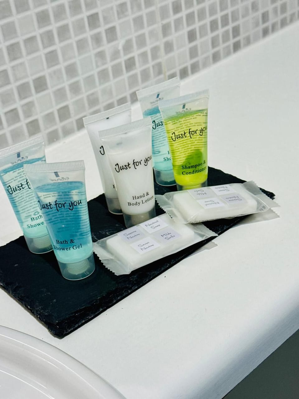Bathroom amenities
