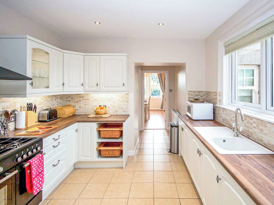 Kitchen | The Lodge - Kersmains Cottages, Kelso