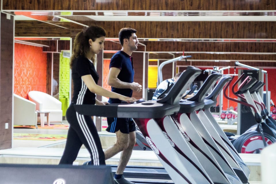 Golden Falcon Hotel - Half Board & Free Massage Hotel in Baku