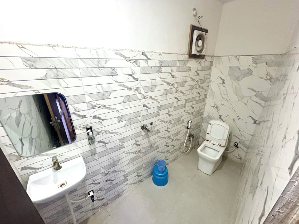 Madhav Guest House Bed and Breakfast in Uttar Pradesh