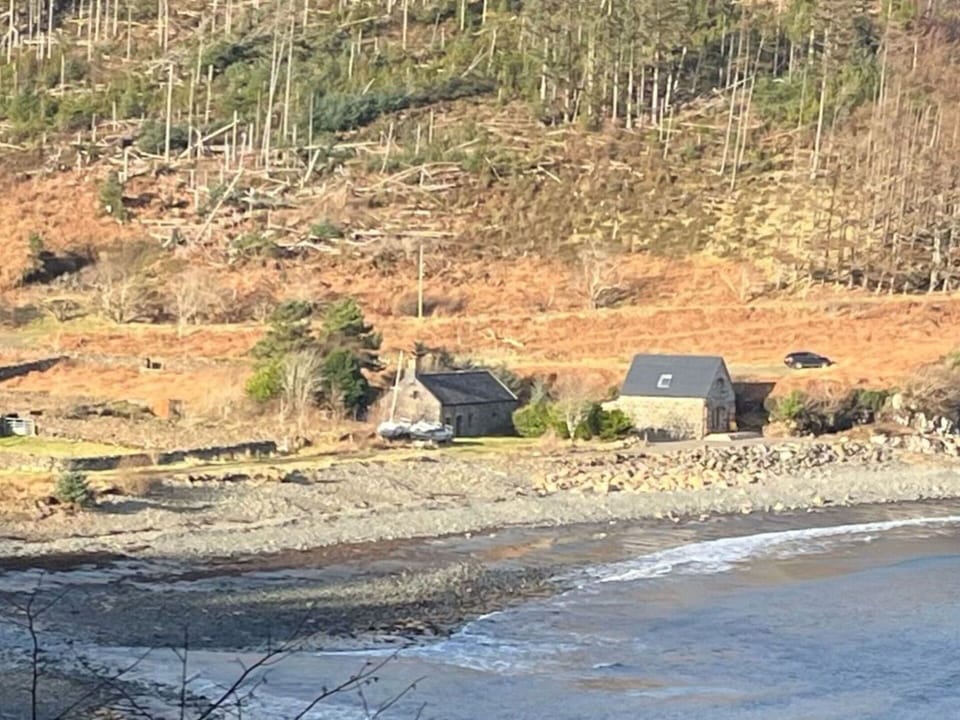 Cottage, House, Rock, Landscape, Coast, Shore, Roof, Bank, Rural Area, Hut