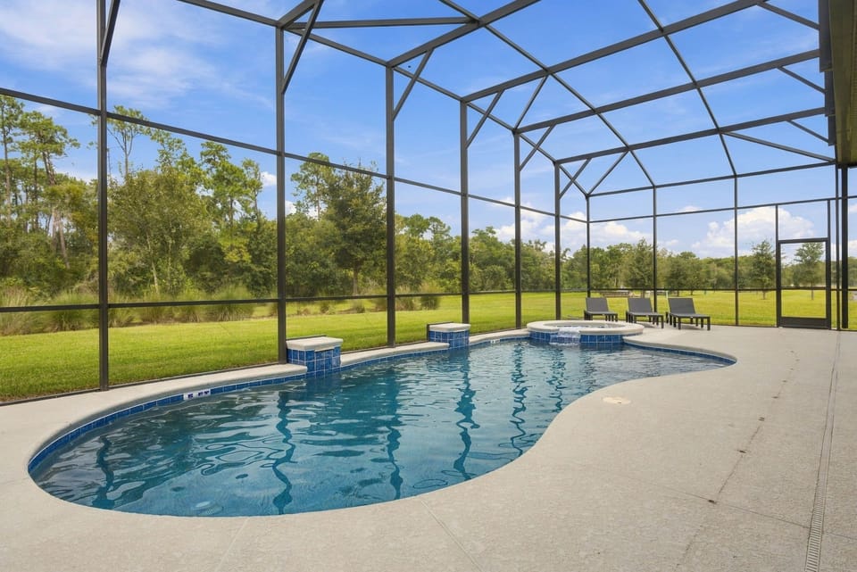 Private pool